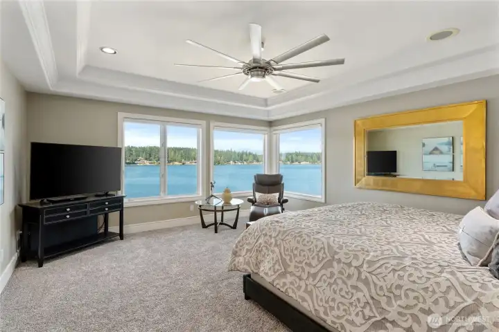 Primary Suite #1, Upper level