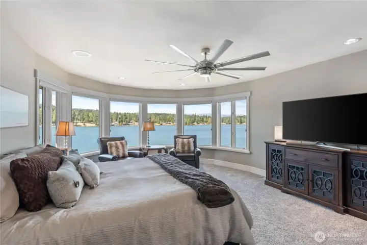 Primary Suite #2, Upper level