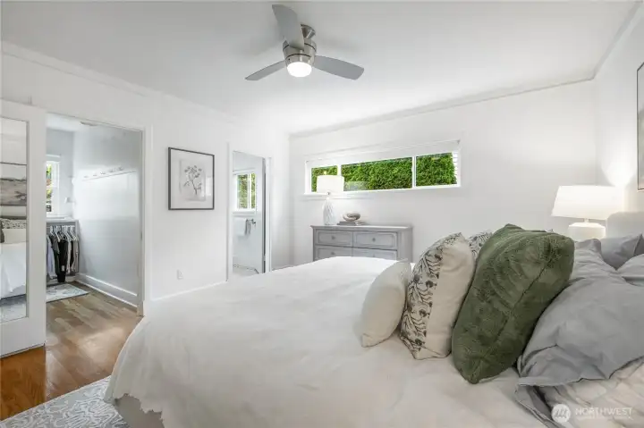 main-floor ensuite Primary bedroom