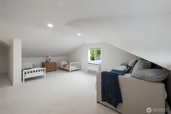 upstairs bedroom #1