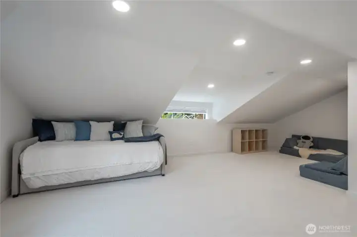 upstairs bedroom #1