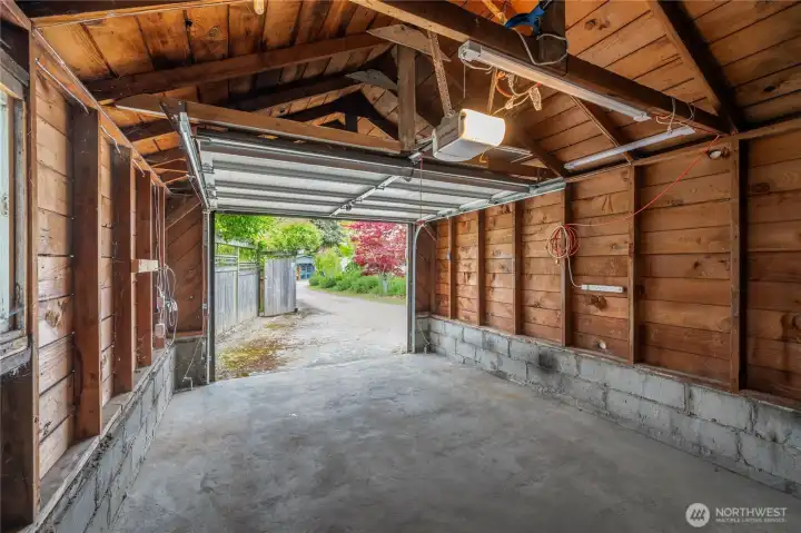 detached garage and additional parking accessible via the alley
