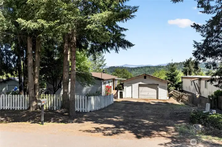 Front of home and Cascade Range