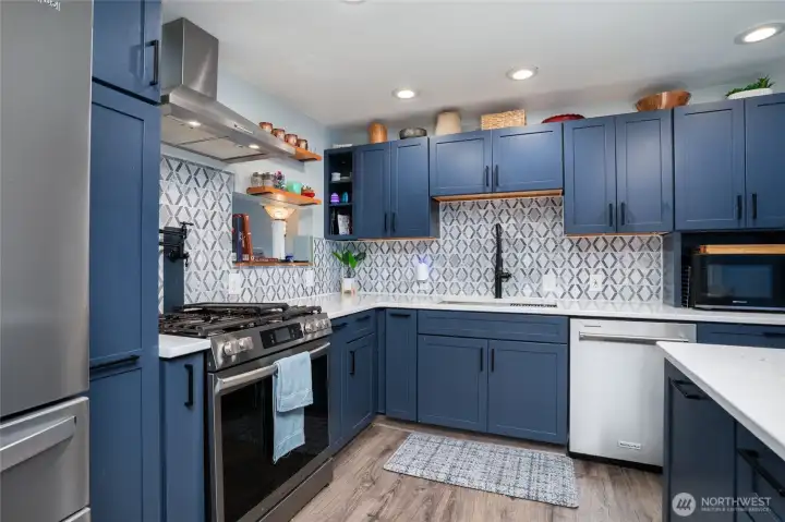 Beautifully updated kitchen