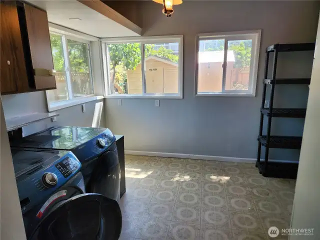 Laundry with lots of storage