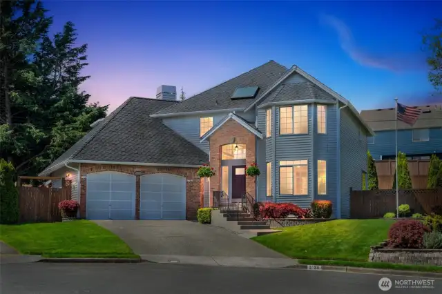 50 year roof, freshly sealed driveway and steps, railing freshly powdered coated, mature landscaping