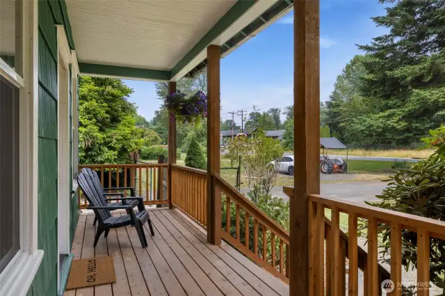 Welcoming front porch- perfect for enjoying a morning coffee