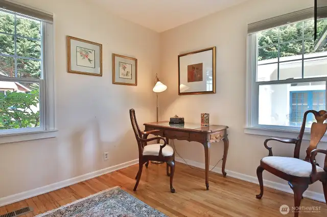 Back bedroom being used as an office space.