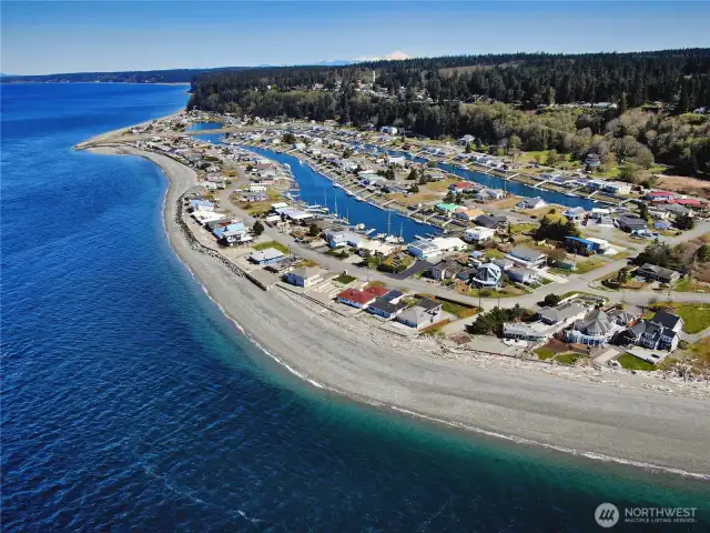 Lovely Lagoon Point Community built around the canals and on the overlooking bluffs.