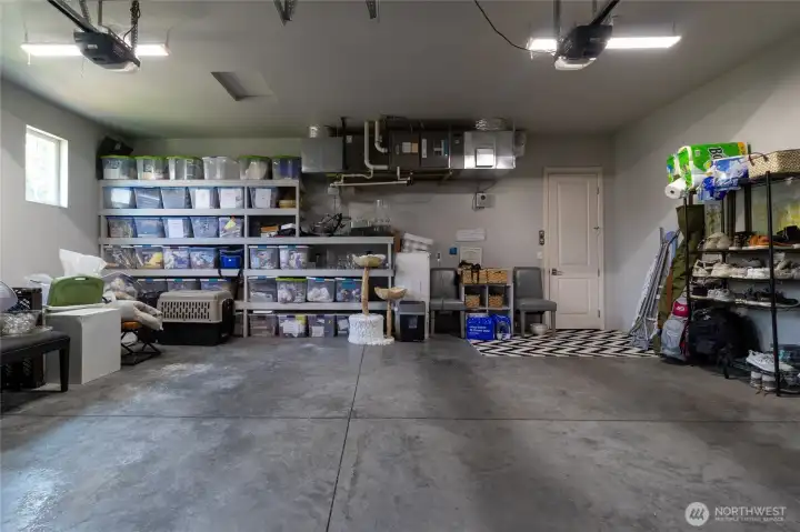 Oversized 581 sq ft garage.
