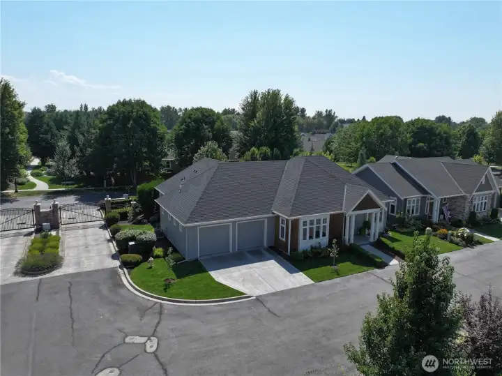 Corner lot in the gated community of Garrison Creek