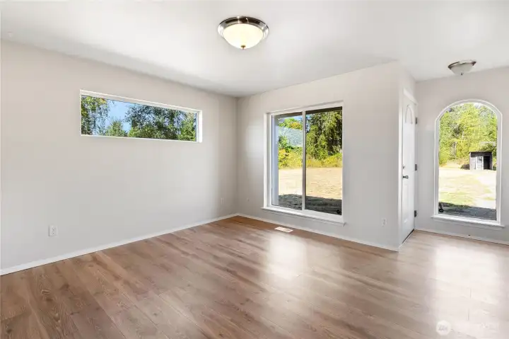 Front living room with great natural light.