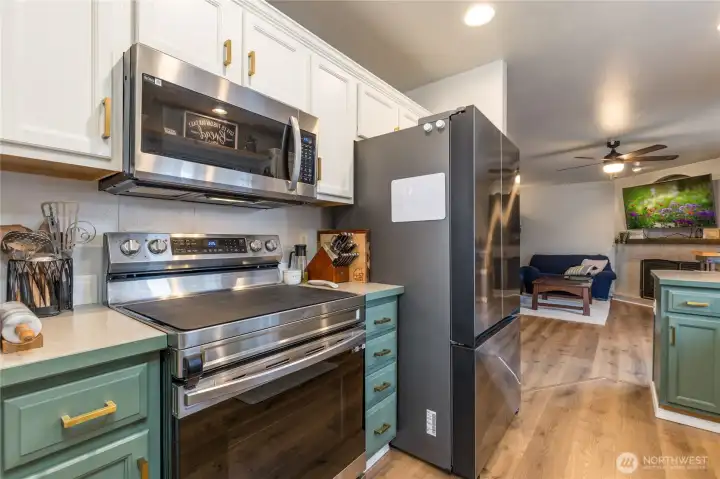 Kitchen appliances were all replaced in 2023