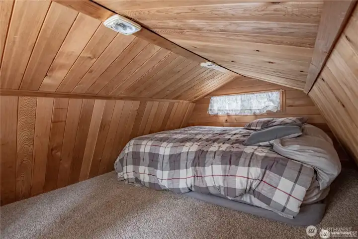 Loft bedroom in the guest house