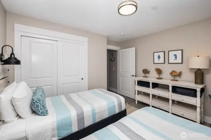2nd Bedroom