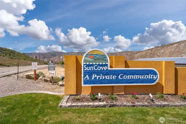 Sun Cove Entrance