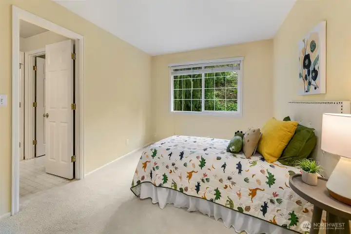 Guest bedroom 3 with jack and jill full bath access