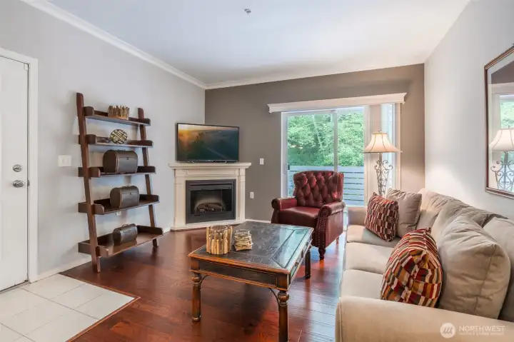 Crown molding throughout Crown molding throughout