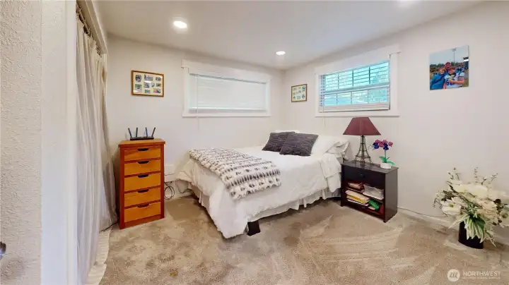 2nd Bedroom 2nd Bedroom