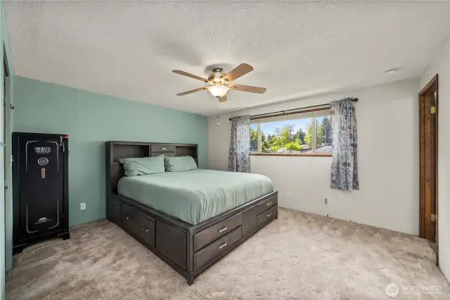 primary suite