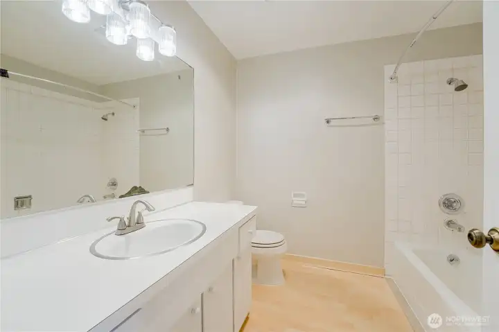Full Bathroom