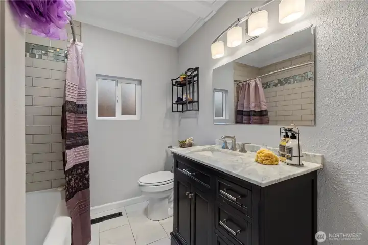 Main bathroom