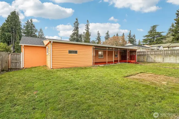 Fence gates at both north and south property lines