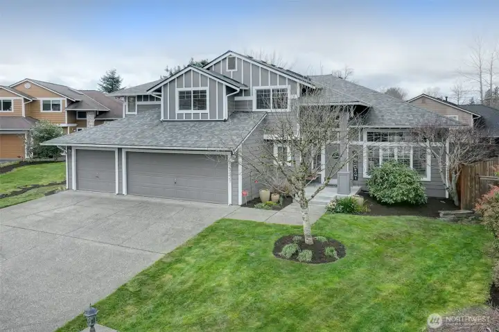 Beautifully maintained & ideally located in the heart of Maple Valley, this home offers the perfect blend of comfort, space, & charm.