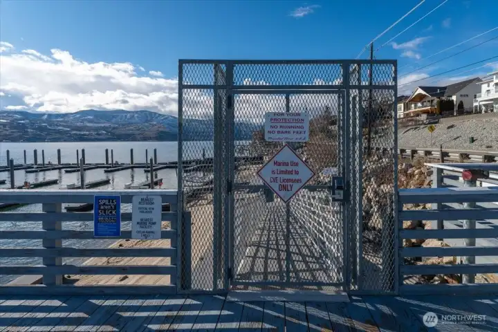 Gate to access boat slips