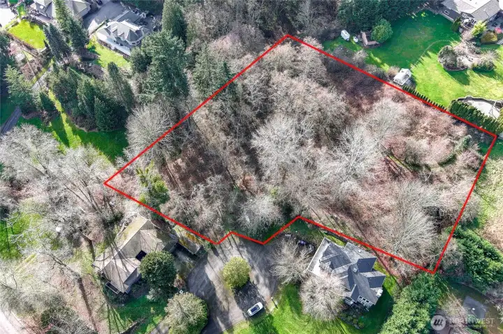 Minutes to downtown Bothell and Woodinville wine country