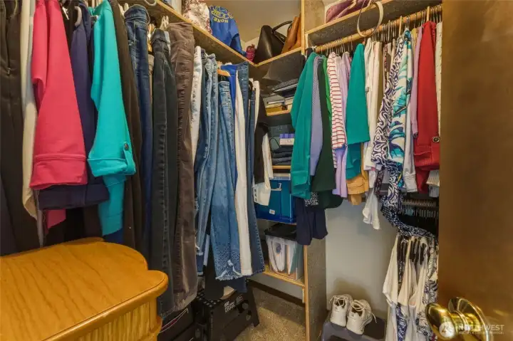 Walk in closet