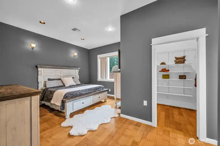 Main bedroom #1 - downstairs