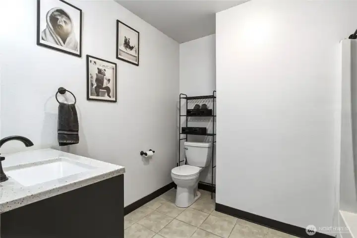 Full bath - main floor