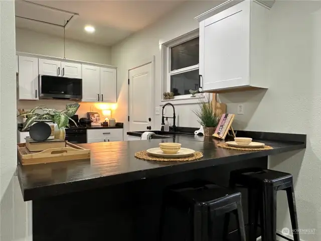Eat at Kitchen Counter