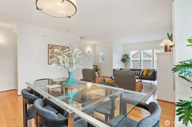 Dining room between the living room and kitchen