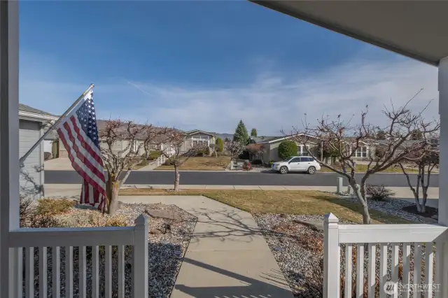Nice sidewalk to front door entrance