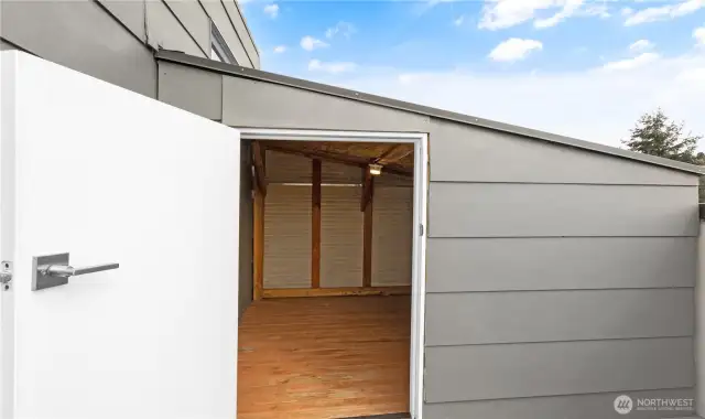 wow roof top deck has its own storage room.
