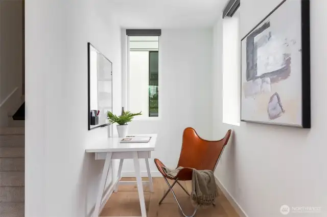 Another great flex space to use as you see fit.