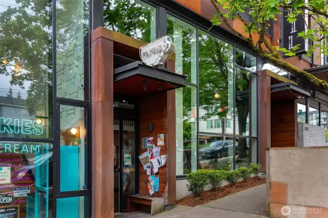 Shopping, cafes, restaurants, all within a quick stroll from your house!