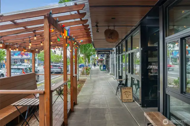 Shopping, cafes, restaurants, all within a quick stroll from your house!