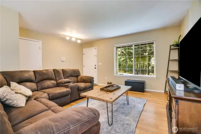 The territorial views from most rooms in this house accentuate the privacy of this spacious corner lot.
