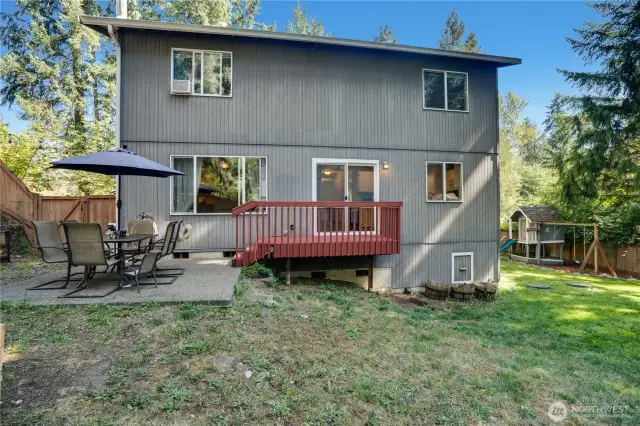 The wood deck was just re-painted and the backyard is ready for enjoying the remaining days of summer! Plenty of room to host and gather.
