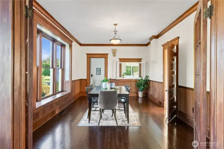 Dinning Rom - Main Floor