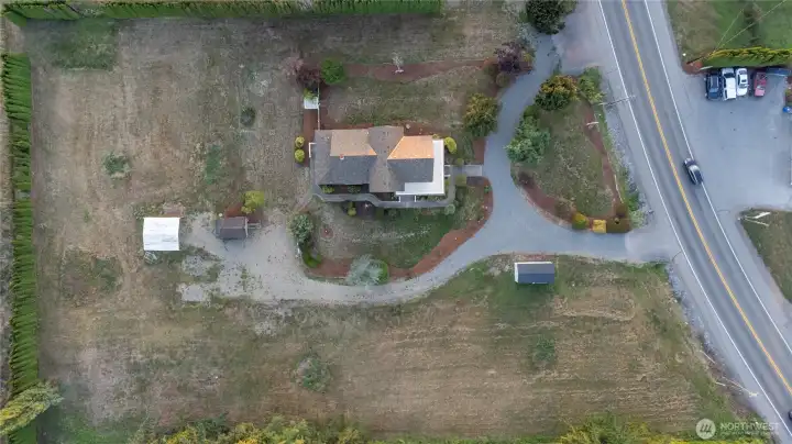 Crescent Driveway provides ease of access on and off of main road