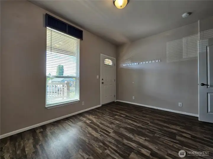 Front Office Space or potential 3rd Bdrm