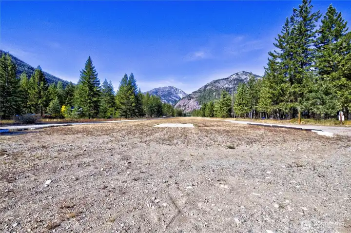 Lost River Airport Association community runway area