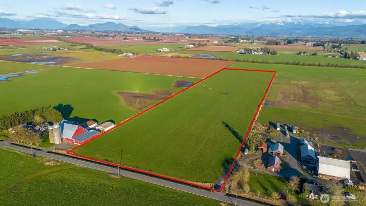 Beautiful 19.7 acres with amazing views located just north of the City of Lynden in the Lynden School District.