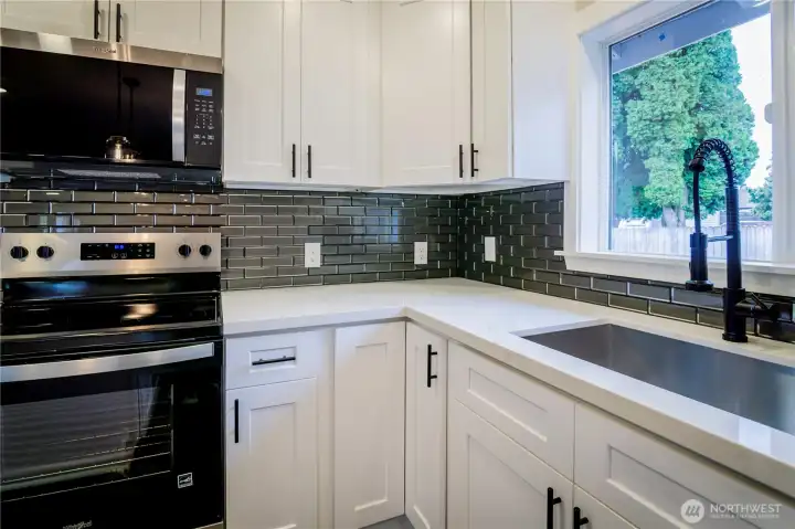 SUPER COOL STAINLESS/UNDERMOUNT SINK
