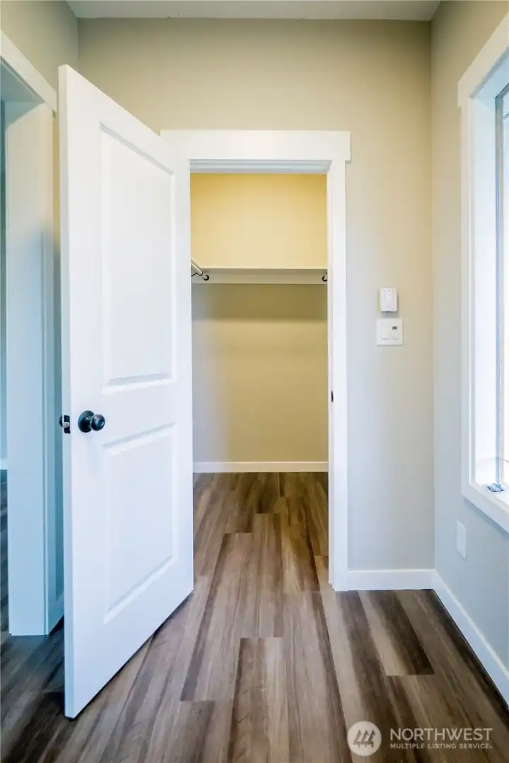 ENTRYWAY COAT/STORAGE CLOSET
