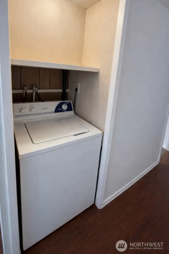 Full sized washer and dryer stay